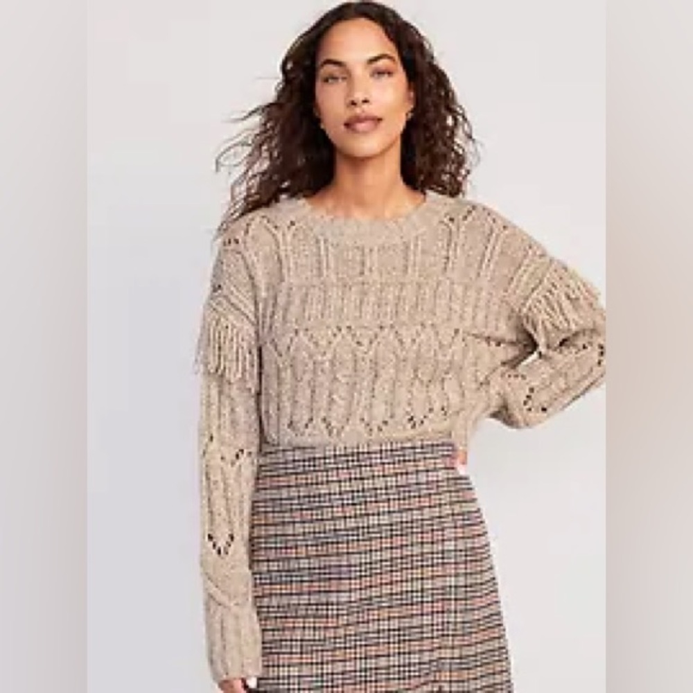 Textured Fringe pullover sweater